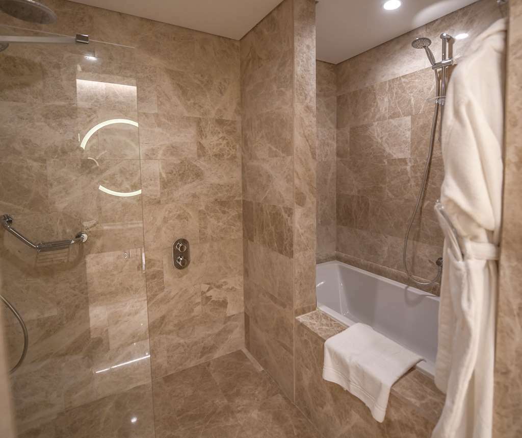 Doubletree By Hilton Kocaeli Izmit Quarto foto