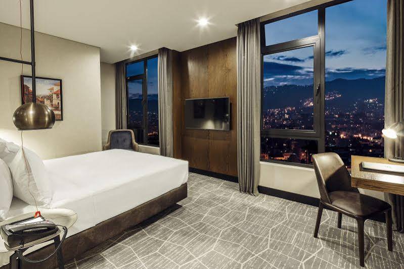 Doubletree By Hilton Kocaeli Izmit Exterior foto
